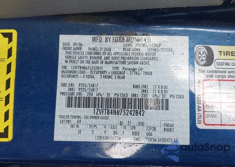 2007 Ford Mustang V6 Deluxe/V6 Premium z USA, uszkodzony, nr VIN 1ZVFT84N675242842